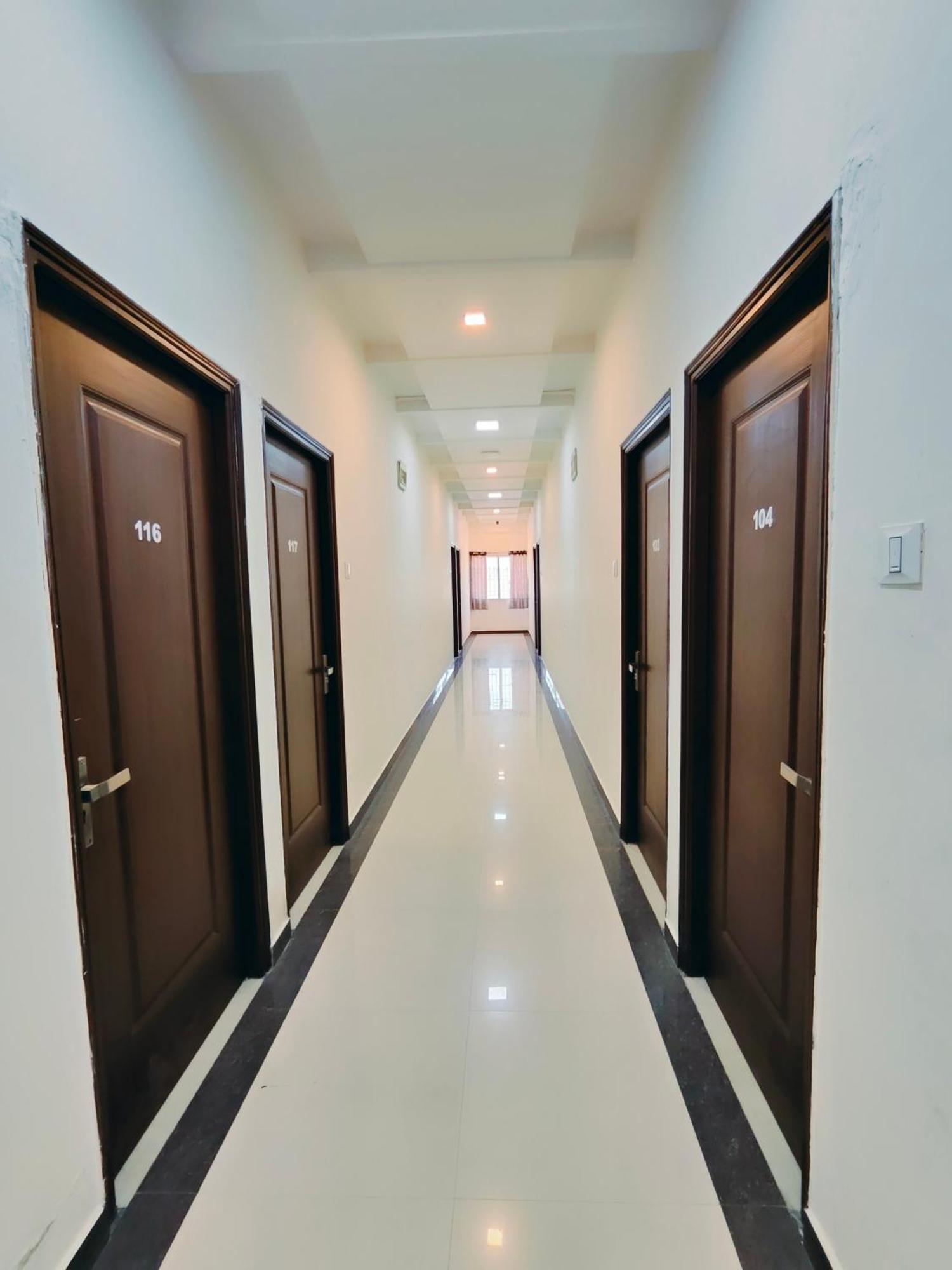 Hotel Heritage Palace Будж Екстериор снимка