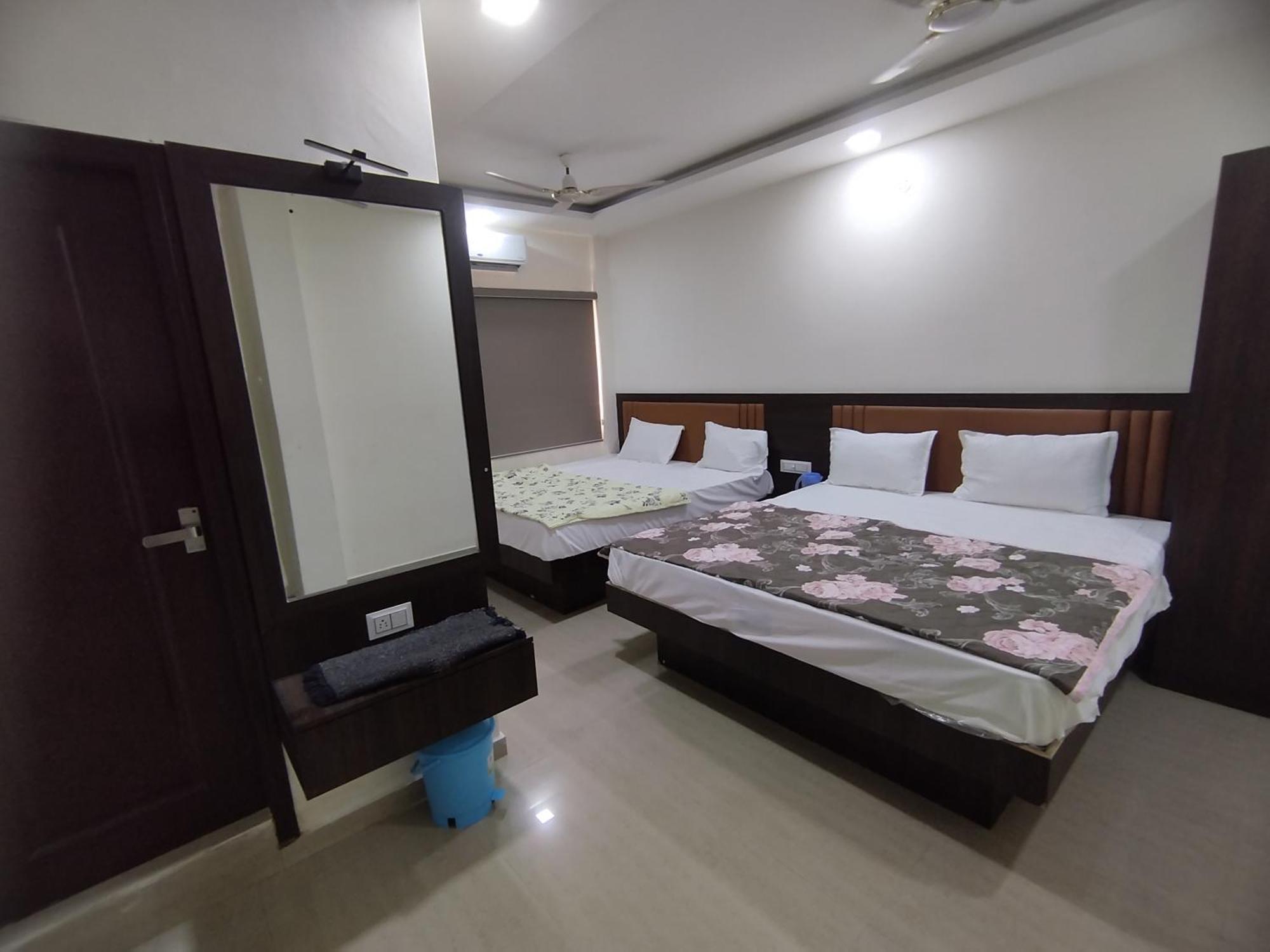 Hotel Heritage Palace Будж Екстериор снимка